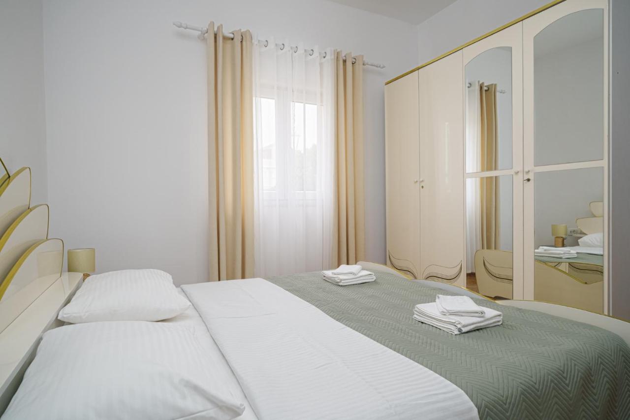 Apartman Rusula 보디체 외부 사진